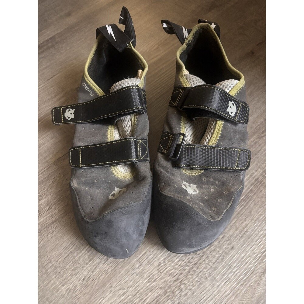 Evolv Defy Climbing Shoes Women's 11.5 VTR 3D TRAX Rock Bouldering Gray